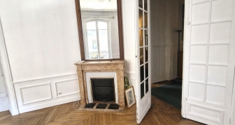 SOUS LOCATION BUREAU 13 m²  PARIS WAGRAM  770 € HT 